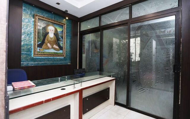 Oyo 23632 Mayfair Residency