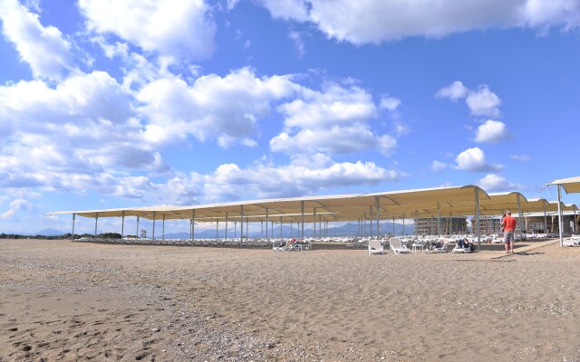 Sunmelia Beach Resort Hotel & Spa