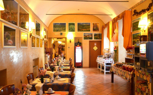 Hotel Mia Cara