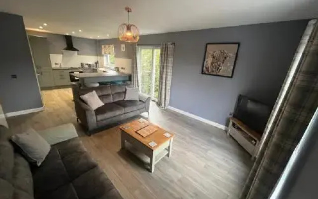 Glenlochy Apartments