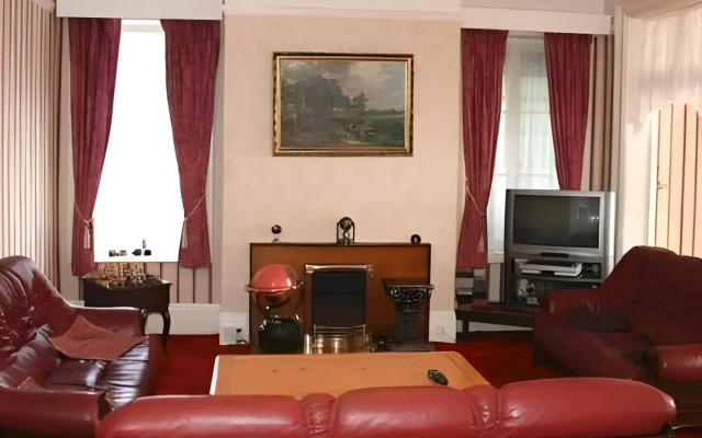 The Altavia Hotel