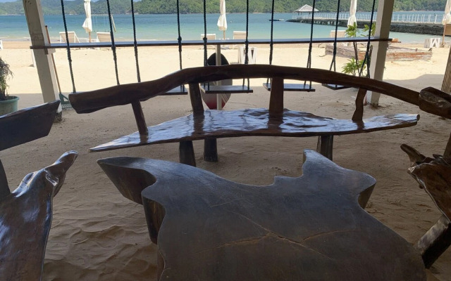 Pangulatan Beach Resort