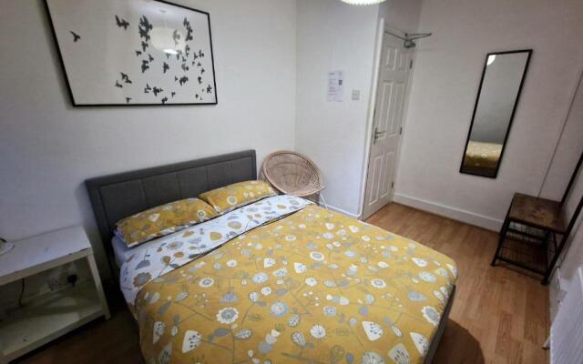 City Budget Guesthouse
