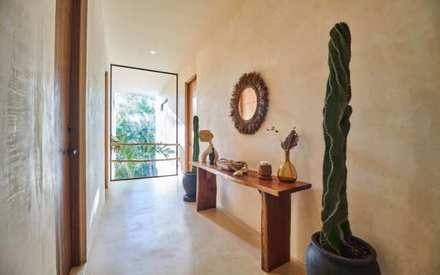 Ikal Tulum 101-102 By Lockey
