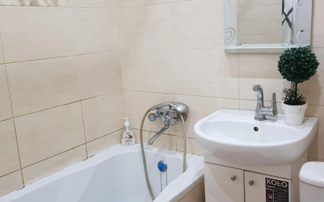 Квартира у метро Студенческая, Фармакадемия, Караван