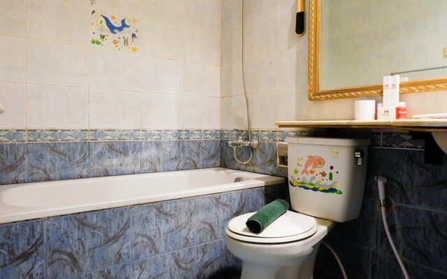 Spacious 1BR Apartment at Taman Beverly