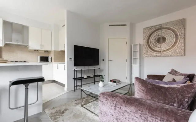 Oakley Street VII by Onefinestay