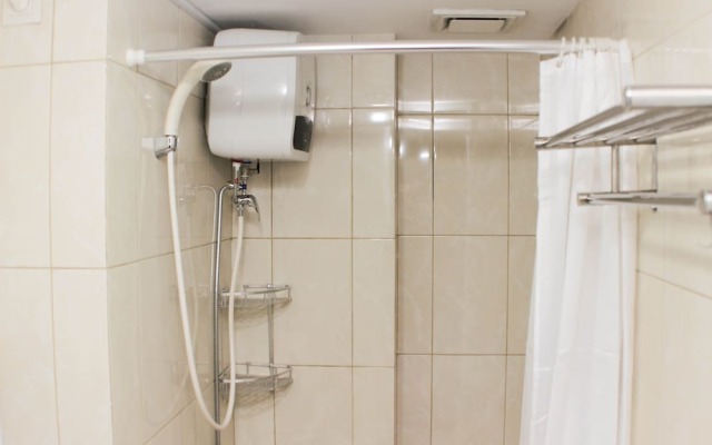 Fancy And Comfy 2Br Apartment At Springlake Summarecon