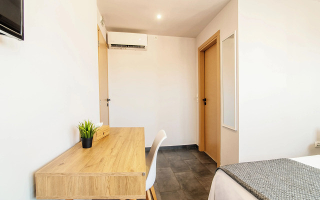 Navitas House Athens