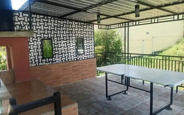 Zella Kost & Homestay