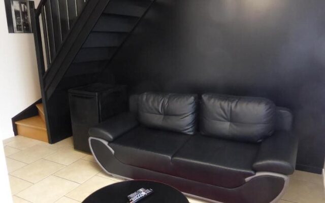 Une chambre a Neuilly