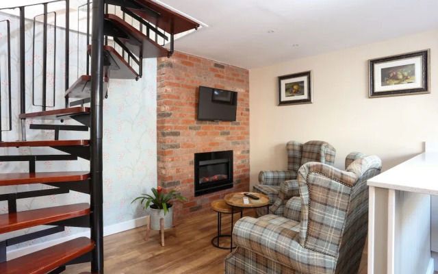Broom Hall Inn