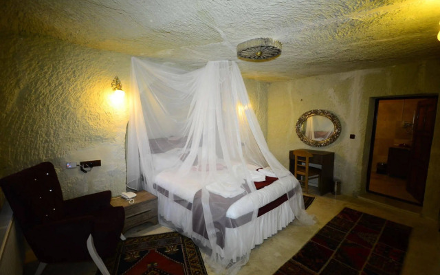 Park Cave Hotel