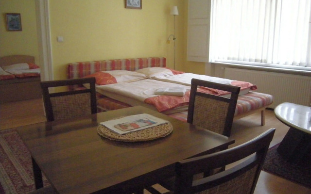 Apartments Historical Centre