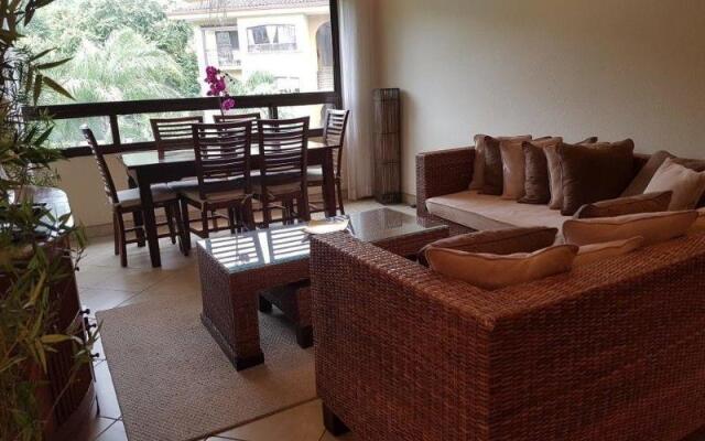 The Oaks Tamarindo Condominiums 200 mbs Internet