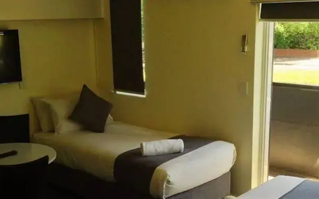 George Powlett Apartments