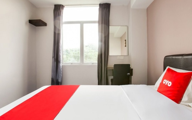 OYO 89631 988 Hotel – Guest Rooms – Iskandar Puteri