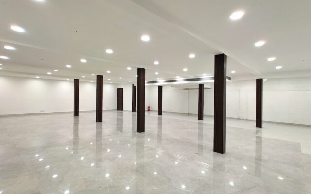 Golden Chariot Hotel Daman