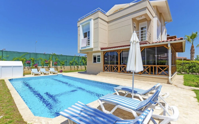 Paradise Town Villa Beltania