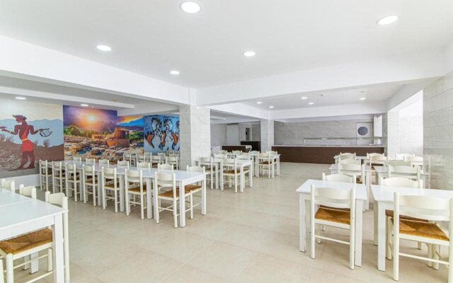 Triton Hotel
