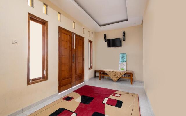 OYO 3076 Lilik Homestay Syariah