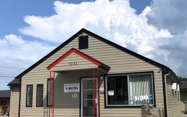 Whistling Pines - Daily & Extended Stay, Elizabeth City