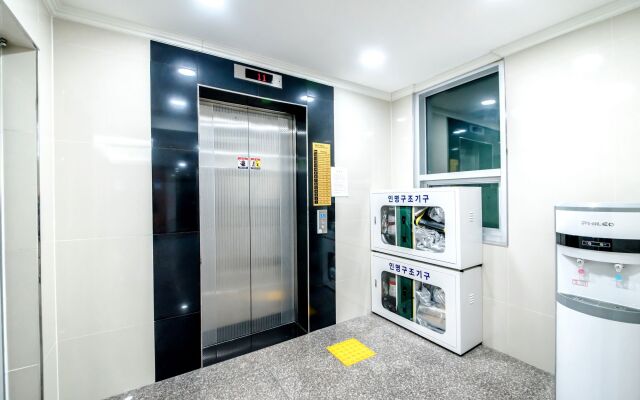 Jeju Skyhill Business Hotel