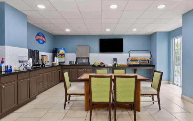 Baymont by Wyndham Orlando/International Dr/Universal Blvd