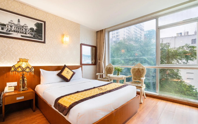 Golden Star Hotel