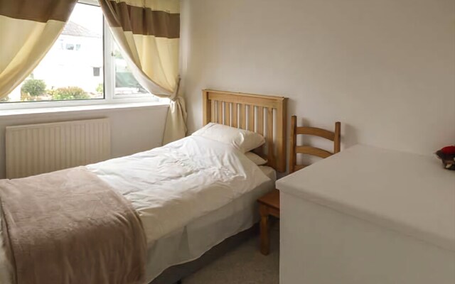 28 Pennard Drive