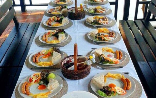 Payavee Vinery Resort