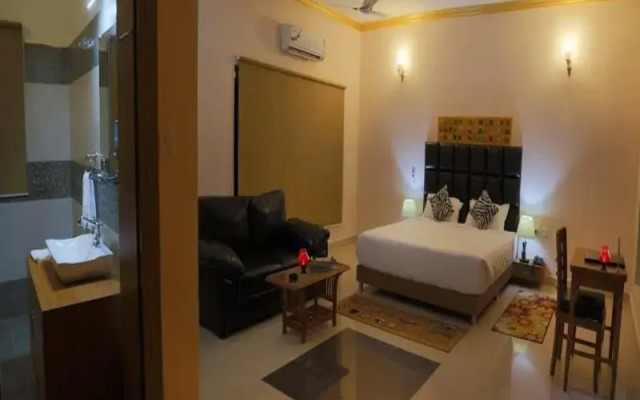 7 Tigers Resort