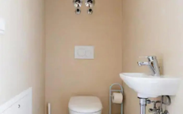 Near Lake Fully Furnished Beautiful Apartment