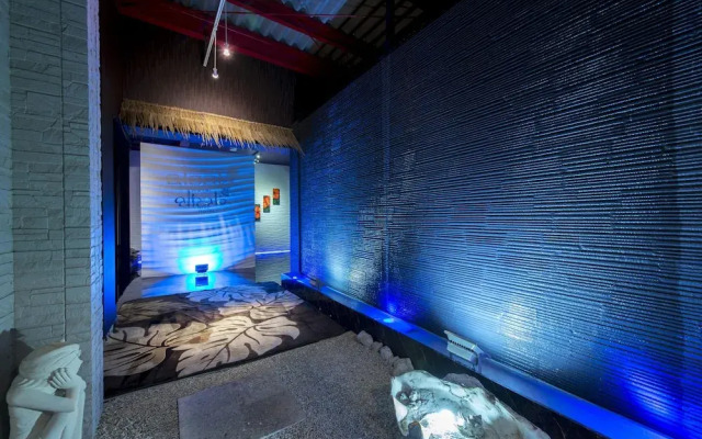 alo alo - Adults Only