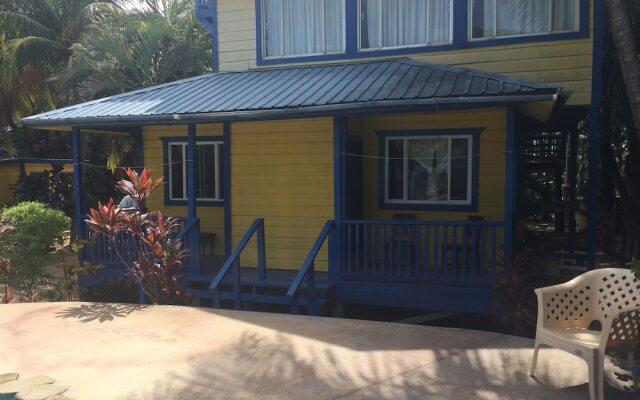 Maya Breeze Inn