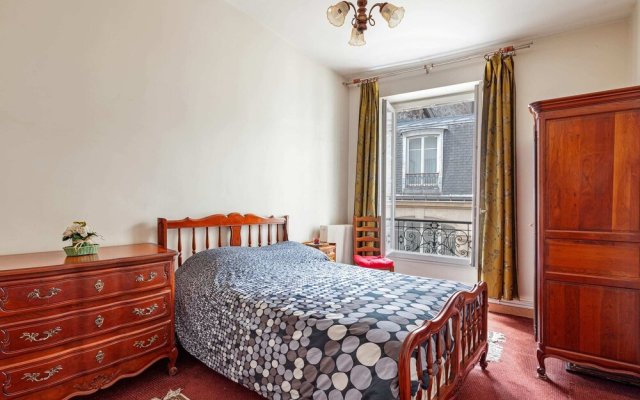Stunning 1bdr flat in Paris 11th by GuestReady