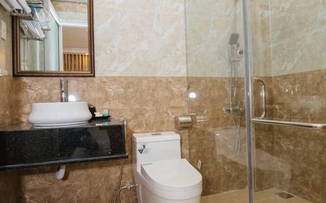 Linh Lan Hotel