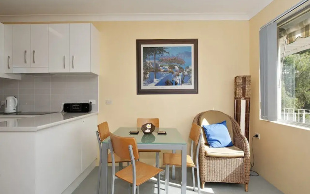 Shipmates, Unit 8/51 Christmas Bush Avenue