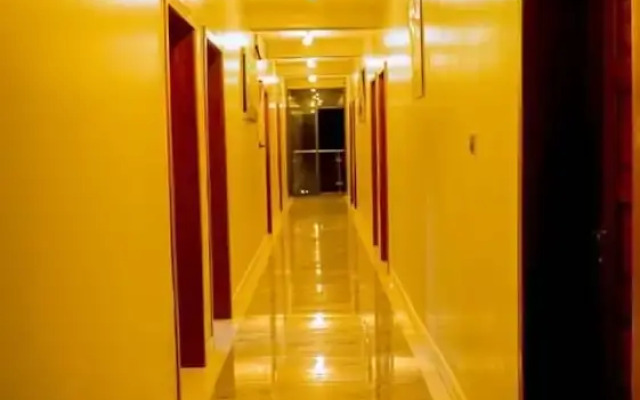 Fanfare Suites