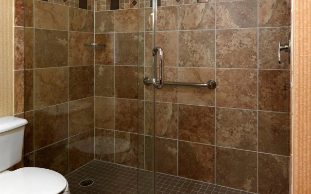 DoubleTree by Hilton Hotel Dallas – Love Field