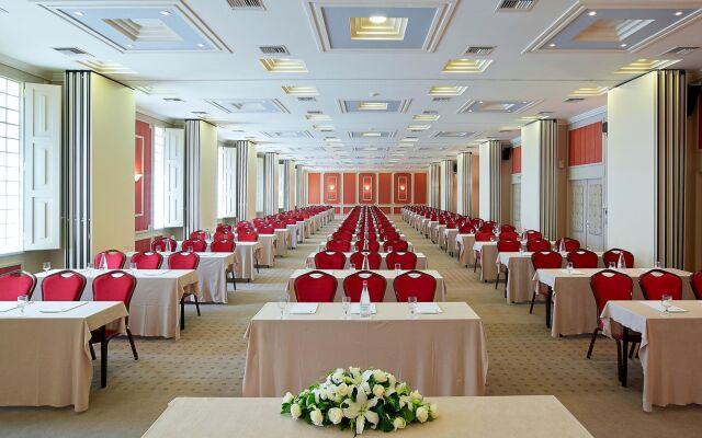 Aldemar Knossos Royal & Knossos Villas