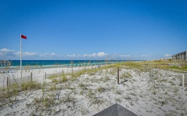 Okaloosa Island Condo Near Boardwalk & Beach!