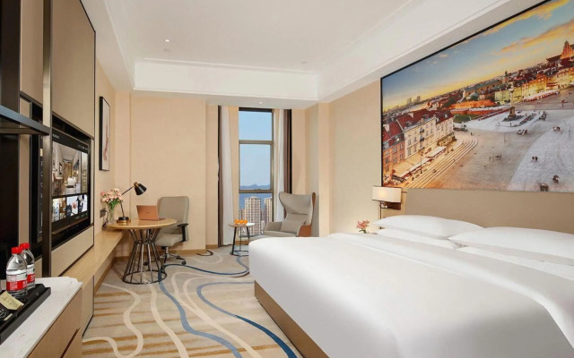 Vienna International Hotel (Zhaoqing Dinghushan Wanda Plaza Branch)
