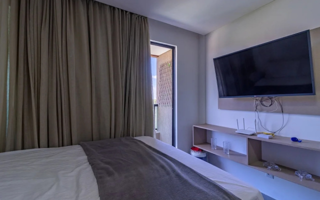 Villa Del Mar #203- Flat With Balcony by Carpediem