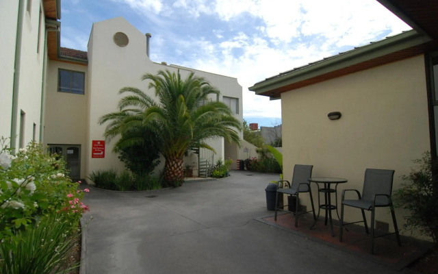 Brunswick Tower Hotel
