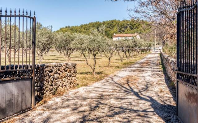 Secluded Holiday Home in Aups With Garden