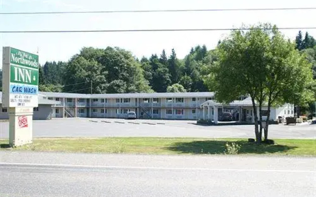 Northwoods Inn
