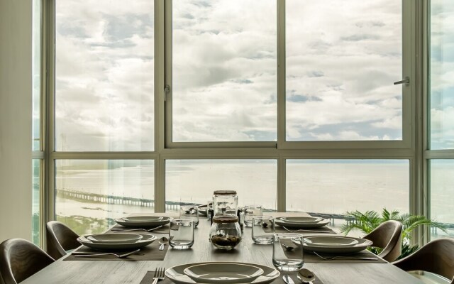 New Elegant Ocean View