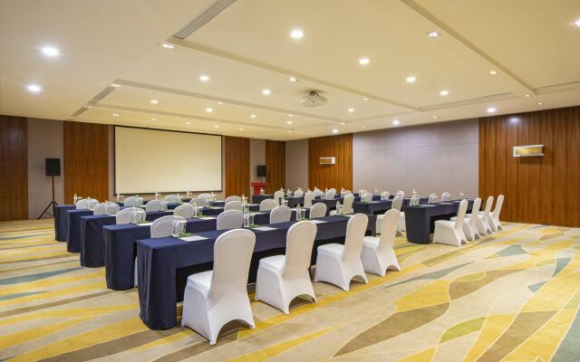 Holiday Inn Qingdao Expo, an IHG Hotel