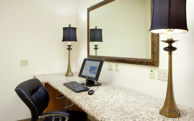 Holiday Inn Express Dumfries by IHG